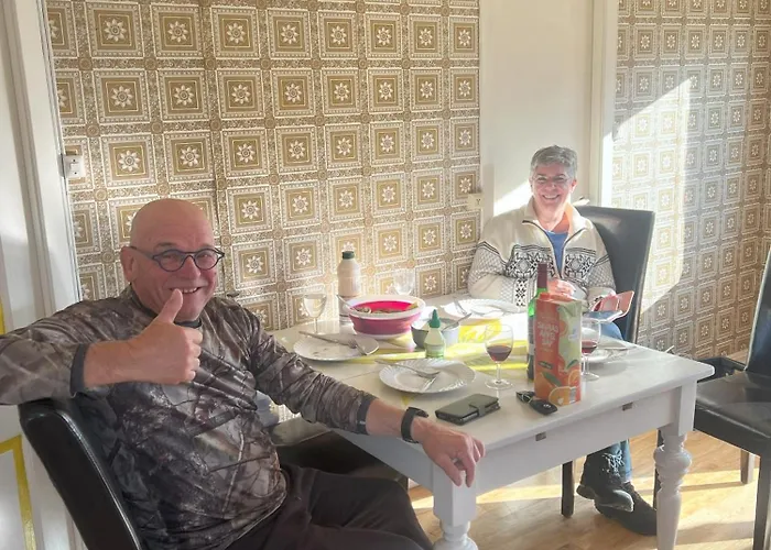 Fiskesenter Birkeland Han/Misafirhane *